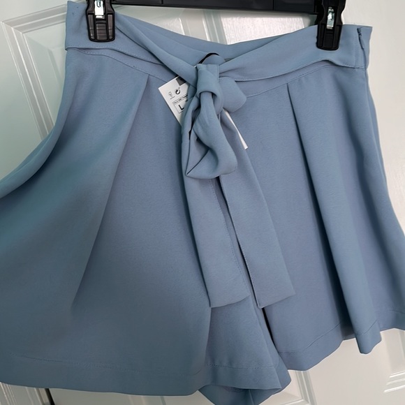 Zara light blue flowy shorts - Picture 4 of 4